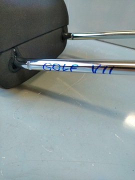 VW GOLF VII 7 PODHLAVNÍK PŘEDNÍ PRAVÝ NEBO LEVÝ MATERIÁL