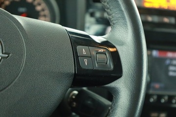 Opel Zafira B 1.8 ECOTEC 140KM 2012 Opel Zafira 1.8, 7 miejsc, Navi, Xenon, Klima, zdjęcie 11