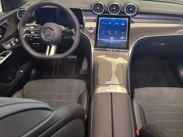 Mercedes GLC C254/X254 Coupe 2.0 200 204KM 2026 GLC Coupe 200 4-Matic AMG Line 2.0 (204KM) 2026, zdjęcie 7