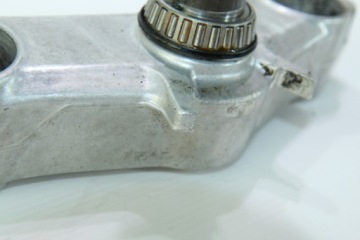 НИЖНЯЯ ПОЛКА KAWASAKI ZX-10R 08-10