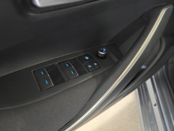 Toyota Corolla XII Sedan 1.8 Hybrid 122KM 2022 Toyota Corolla 1.8 Hybrid Comfort Seria E21 (2019-, zdjęcie 19