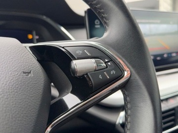 Skoda Octavia IV Scout 1.5 TSI ACT 150KM 2022 Skoda Octavia Virtual Cockpit, tempomat, kamera cofania 1.5 Benzyna 150KM, zdjęcie 21