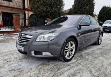 Opel Insignia I Sedan 2.0 Turbo ECOTEC 220KM 2012 Opel Insignia Opel Insignia 2.0 Turbo Cosmo 2.0 Benzyna 220KM