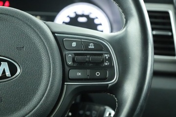 Kia Niro I Crossover 1.6 GDi Hybrid 141KM 2016 Kia Niro Hybrid, Salon Polska, Serwis ASO, zdjęcie 15