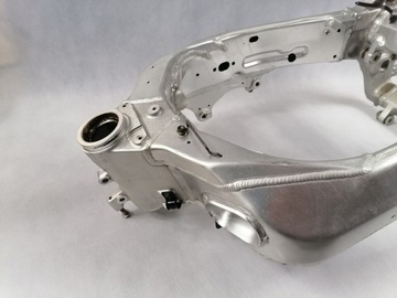 Suzuki GSX-R 1000 K1 K2 Рама документы PL