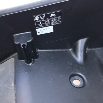 Багажник для унитаза Yamaha X max 300 под сиденьем