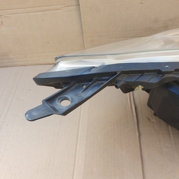 PEUGEOT 407 COUPE ЛАМПА ПЕРЕДНЯЯ ПРАВАЯ ЛЕВАЯ КСЕНОНОВАЯ