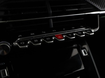 Peugeot 2008 II SUV 1.2 PureTech 130KM 2020 Peugeot 2008 GT-Line virtual navi kamera Bluetooth, zdjęcie 28