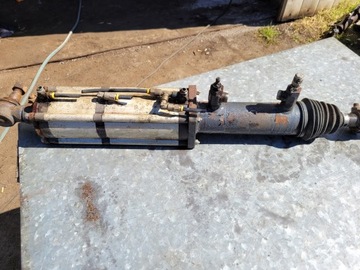 ЗАДНИЙ ЦИЛИНДР РУЛЕВОГО УПРАВЛЕНИЯ ТРЕТЬЕЙ ОСИ VOLVO FE D7E