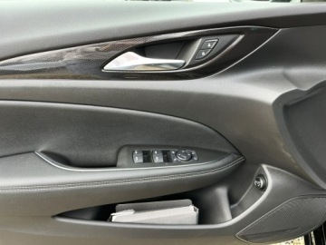 Opel Insignia II Sports Tourer Facelifting 2.0 Diesel 174KM 2021 Opel Insignia Salon Pl / Bezwypadkowy / Automat, zdjęcie 34