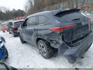 Toyota Highlander III 2023 Toyota Highlander 2023r., 2.4L 2.4 Benzyna 265KM, zdjęcie 2
