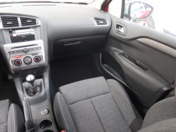 Citroen C4 II Hatchback 5d Facelifting 1.6 BlueHDi 120KM 2015 Citroen C4 1.6 BlueHDi, Navi, Klima, Klimatronic, zdjęcie 7
