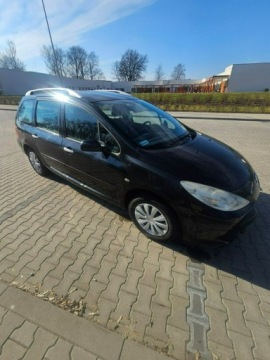 Peugeot 307 II Kombi 1.6 16V 109KM 2005 Peugeot 307 Benzyna 1.6 - 220 tys km