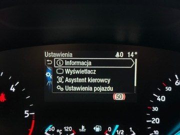 Ford Focus III Kombi Facelifting 1.5 TDCi 120KM 2018 Ford Focus ST Line / CarPlay/AndroidAuto / Nawigac, zdjęcie 21