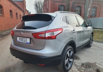 Nissan Qashqai II Crossover 1.2 DIG-T 115KM 2015 Nissan Qashqai Panorama Kamera 360 Hands Free GetHelp 1.2 Benzyna, zdjęcie 2