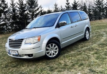Chrysler Grand Voyager 2.8 CRD 163KM 2011 Chrysler Grand Voyager LIMITED, nowy rozrzad, olej, skora, zarejestrowany,