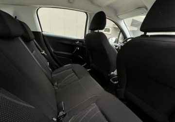 Peugeot 208 I Hatchback 3d 1.0 VTI 68KM 2014 Peugeot 208 klima ISOFIX niski przebieg Warszawa Benzyna 68KM, zdjęcie 6