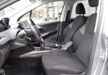 Peugeot 2008 I SUV Facelifting 1.2 PureTech 82KM 2016 Peugeot 2008 Okazja 1.2 Benzyna 82KM, zdjęcie 22