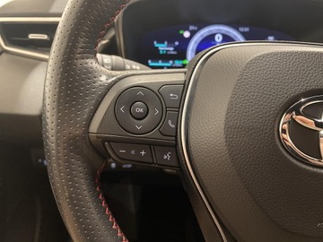 Toyota Corolla XII TS Kombi Facelifting 1.8 Hybrid 140KM 2023 Toyota Corolla 1.8 Hybrid GR Sport Dynamic Seria E, zdjęcie 12