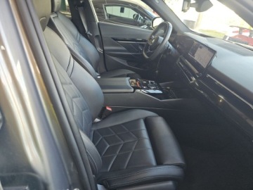 BMW Seria 5 G90-91 2024 BMW Seria 5 530I 2024 2.0 Benzyna 255KM, zdjęcie 9