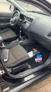 Mitsubishi ASX I SUV Facelifting 2016 1.6 117KM 2017 Mitsubishi ASX 1.6 benzyna 117 koni, uszkodzony, zdjęcie 4