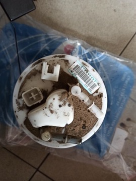 PLOVÁK SENZOR ÚROVNI PALIVA MAZDA 6 2,0D GG