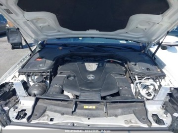 Mercedes Klasa E W213 2019 Mercedes-Benz Klasa E 2019 MERCEDES-BENZ E 450 3.0 Benzyna 362KM, zdjęcie 15