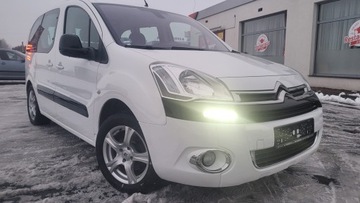 Citroen Berlingo II Combi Facelifting 1.6 VTi 120KM 2013 Citroen Berlingo II 1.6i/120KM + gaz Osobowy HAK PDC