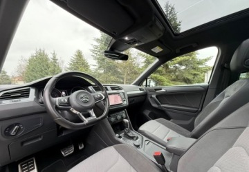Volkswagen Tiguan II SUV 2.0 TSI BlueMotion Technology 220KM 2017 Volkswagen Tiguan Volkswagen Tiguan 2.0 Benzyna 220KM, zdjęcie 17