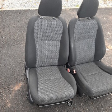 TOYOTA YARIS III 3-МЕСТНОЕ СИДЕНЬЕ, КОМПЛЕКТ ПОДУШЕК БЕЗОПАСНОСТИ 13R 5D EU