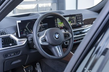 BMW X6 G06 SUV Facelifting 3.0 40d 352KM 2026 BMW X6 xDrive40d DEMO, zdjęcie 13