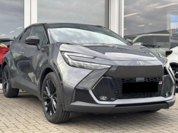 Toyota C-HR II SUV 1.8 Hybrid 140KM 2025 Od ręki - GR Sport 1.8 Hybrid Dynamic Force 140KM | Podgrzewane fotele!, zdjęcie 2
