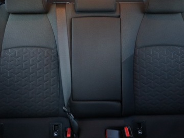 Toyota Corolla XII 2021 Toyota Corolla 2.0 Hybrid, Salon Polska, zdjęcie 9