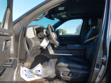 Toyota Tundra II 2025 Toyota Tundra Platinum 2025 3.4 Benzyna 389KM, zdjęcie 9