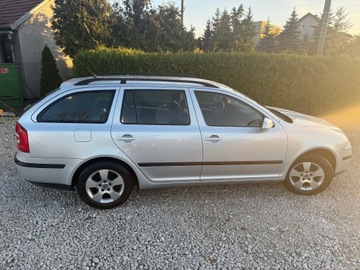 Skoda Octavia II 2009 SKODA OCTAVIA 1.6 Mpi Klimatronik Podgrzewane przednie i tylnie siedze, zdjęcie 21