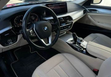 BMW Seria 5 G30-G31 Touring Facelifting 2.0 520d 190KM 2022 BMW Seria 5 4x4 Skora Faktura VAT 23 2.0 Diesel 190KM, zdjęcie 8