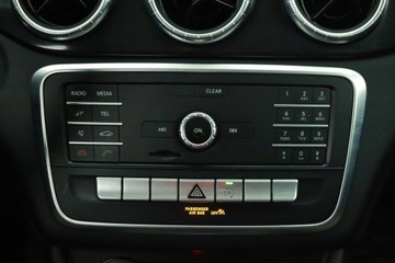 Mercedes CLA C117 Shooting Brake Facelifting 1.5 180 d 109KM 2017 Mercedes CLA 180 CDI, Salon Polska, Skóra, Klima, zdjęcie 10