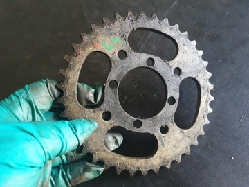 ВЕДУЩАЯ ЗВЕЗДОЧКА SUZUKI GZ MARAUDER 125 GN