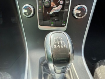 Volvo XC60 I SUV Facelifting 2.0 D3 DRIVE-E 150KM 2015 Volvo XC 60 LEDY PARKTRONIC NAWIGACJA KLIMATYZACJA HAK HOLOWNICZY 2.0 150KM, zdjęcie 15