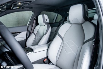 BMW Seria 5 G90-91 2025 BMW Seria 5 BMW Seria 5 3.0 Diesel 303KM, zdjęcie 8