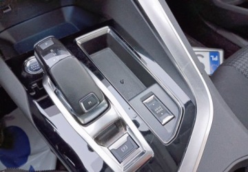 Peugeot 5008 II Crossover Facelifting 1.2 PureTech 130KM 2021 Peugeot 5008 1.2 PureTech Active Pack SS EAT8 SalonPL FVat Zadbany Od Reki, zdjęcie 18