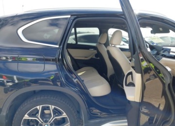 BMW X1 F48 2021 BMW X1 2021r., Sdrive28i, 2L, od ubezpieczalni 2.0 Benzyna 231KM, zdjęcie 9