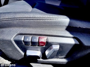 BMW Seria 3 F30-F31-F34 Limuzyna Facelifting 2.0 320i 184KM 2016 BMW Seria 3 BMW Seria 3 320i xDrive 2.0 Benzyna 184KM, zdjęcie 14