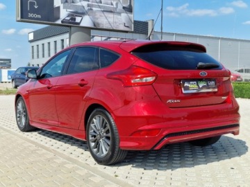 Ford Focus III Hatchback 5d facelifting 1.0 EcoBoost 125KM 2017 Ford Focus 1.0 EcoBoost 125Ps ST-Line Navi Kamera Piekny Gwarancja 125KM, zdjęcie 3