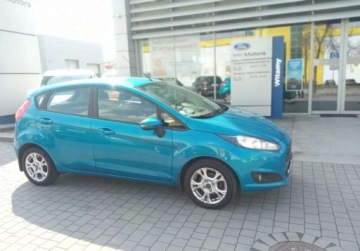 Ford Fiesta VII Hatchback 3d Facelifting 1.0 EcoBoost 100KM 2015 Ford Fiesta Nowy rozrzad i pompa wody Benzyna 100KM, zdjęcie 6