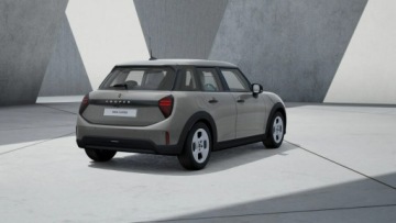 Mini Mini F65/F66/J01 Cooper 3D 1.5  156KM 2026 Mini Cooper C 5-drzwiowe Essential, zdjęcie 8