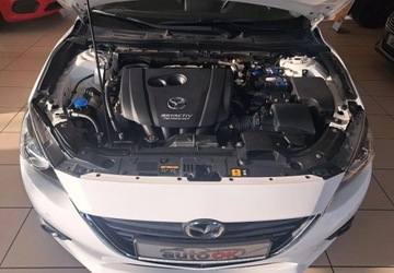 Mazda 3 III Sedan 2.0 SKYACTIV-G 120KM 2015 Mazda 3 2.0 SKYACTIV-G 120KM-Krajowa,I rej.2016,Czujniki park.Niski przebi, zdjęcie 7