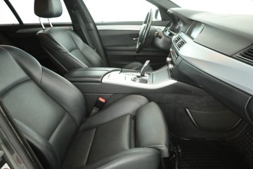 BMW Seria 5 F10-F11 Touring Facelifting 525d 218KM 2014 BMW 5 525d xDrive, 214 KM, 4X4, Automat, Skóra, zdjęcie 6