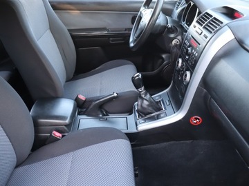 Suzuki Grand Vitara II SUV 1.6 i 16V 106KM 2006 Suzuki Grand Vitara 1.6, GAZ, 4X4, Klima, zdjęcie 8