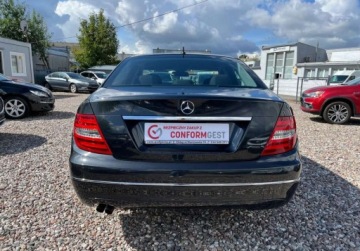 Mercedes Klasa C W205 Limuzyna 180 156KM 2013 Mercedes-Benz Klasa C Serwisowany 1.6 Benzyna 156KM, zdjęcie 34